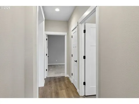 16332 Earhart Avenue Oregon City OR 97045