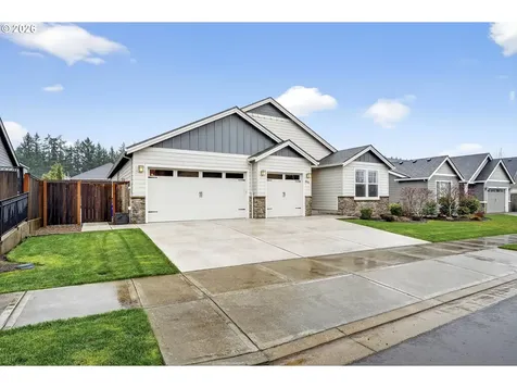 16332 Earhart Avenue Oregon City OR 97045