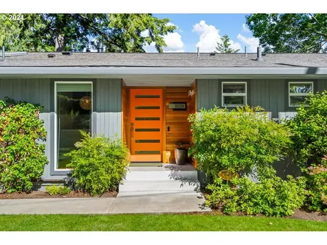 10218 SW 61st Avenue Portland OR 97219