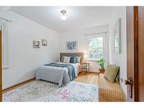 3305 SE 76th Avenue Portland OR 97206