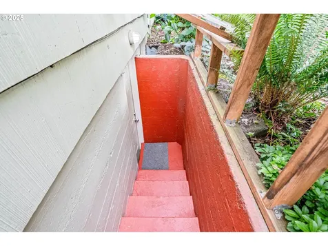 3305 SE 76th Avenue Portland OR 97206