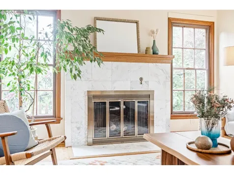 3305 SE 76th Avenue Portland OR 97206