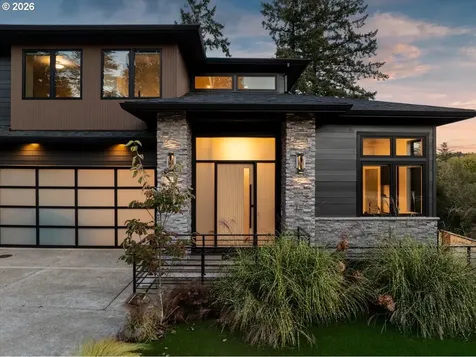 4560 SW 59th Avenue Portland OR 97211