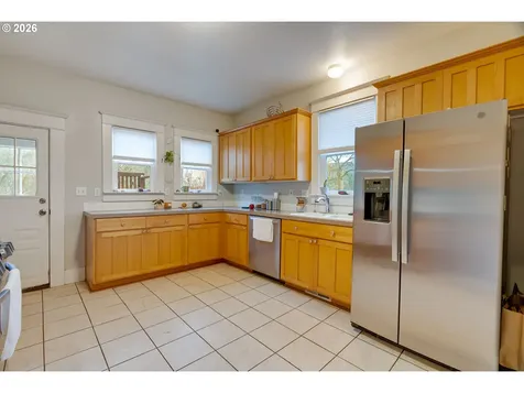 318 N Fremont Street Portland OR 97227