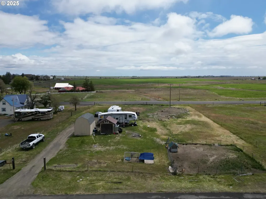 208 S Taylor Street Bickleton WA 99322