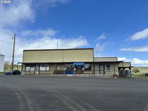 208 S Taylor Street Bickleton WA 99322