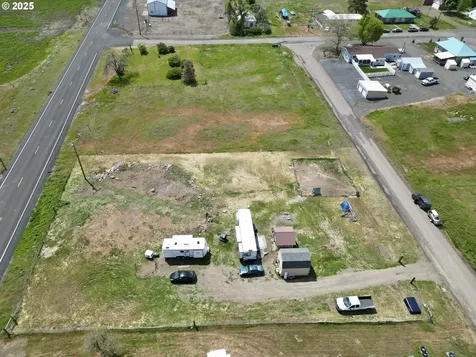 208 S Taylor Street Bickleton WA 99322