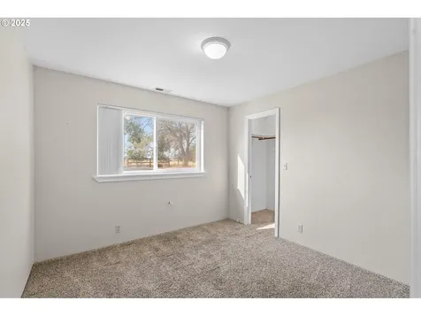 1291 NW Sjoren Lane Hermiston OR 97838