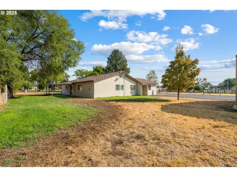 1291 NW Sjoren Lane Hermiston OR 97838