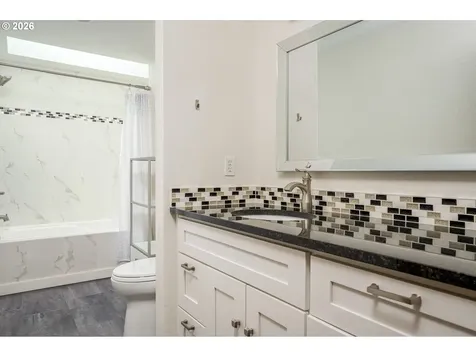 10170 SW Siletz Drive Tualatin OR 97062