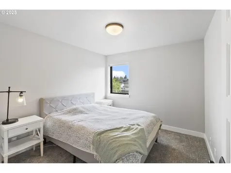 507 Honeysuckle Lane Eugene OR 97401
