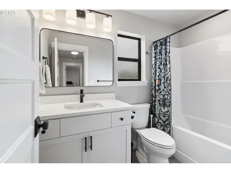 507 Honeysuckle Lane Eugene OR 97401