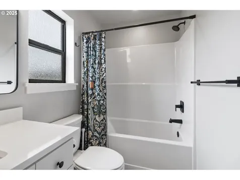 507 Honeysuckle Lane Eugene OR 97401