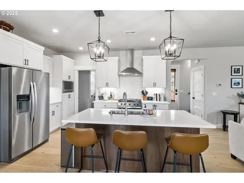 507 Honeysuckle Lane Eugene OR 97401