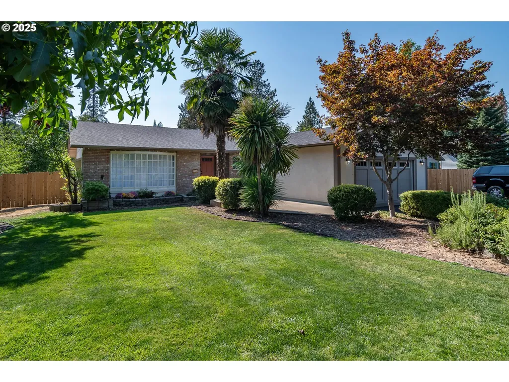 290 Singing Waters Road Winchester OR 97495