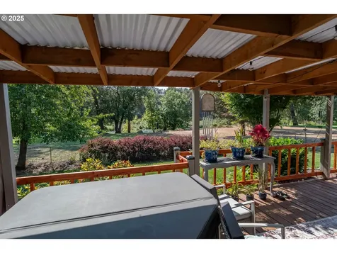 290 Singing Waters Road Winchester OR 97495