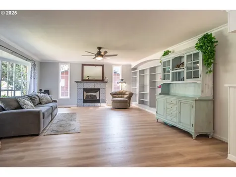 290 Singing Waters Road Winchester OR 97495
