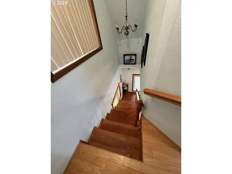 6835 SW Galley Avenue Lincoln City OR 97367