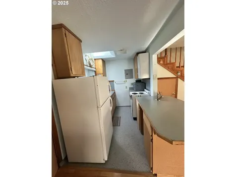 6835 SW Galley Avenue Lincoln City OR 97367