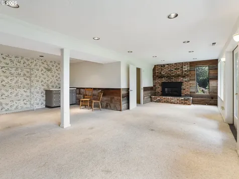 2319 Emerald Drive NW Salem OR 97304