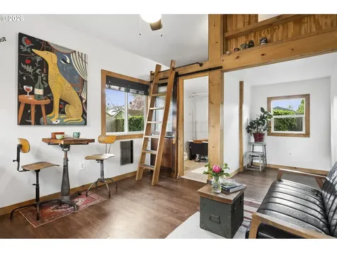 2023 NE Highland Street Portland OR 97211