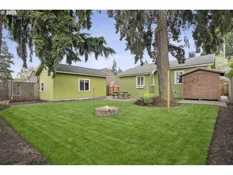 2023 NE Highland Street Portland OR 97211