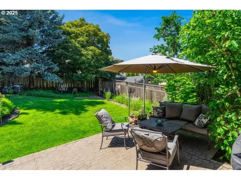 8473 SW 166th Terrace Beaverton OR 97007
