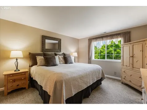 8473 SW 166th Terrace Beaverton OR 97007