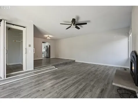 4324 NE 125th Place Portland OR 97230
