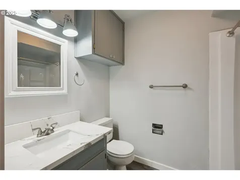 4324 NE 125th Place Portland OR 97230