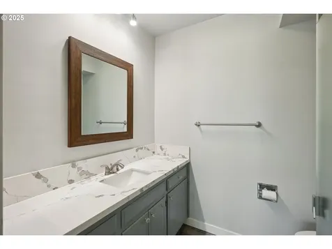 4324 NE 125th Place Portland OR 97230