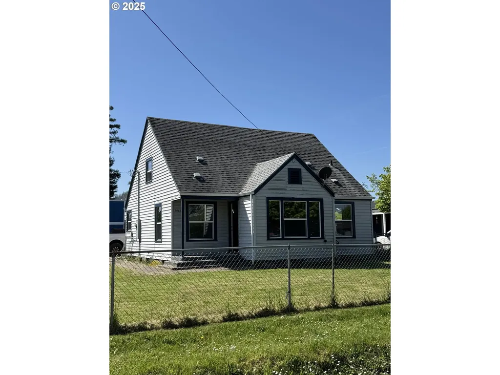 1965 D Street Springfield OR 97477