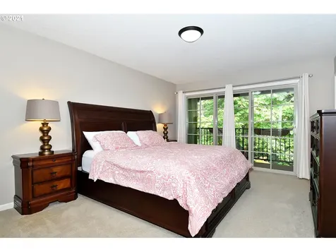 4583 Trillium Woods Lake Oswego OR 97035