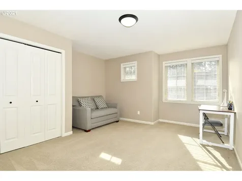 4583 Trillium Woods Lake Oswego OR 97035