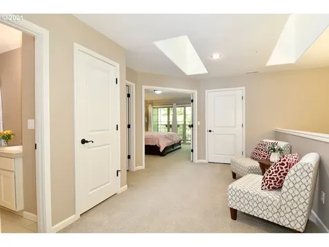 4583 Trillium Woods Lake Oswego OR 97035