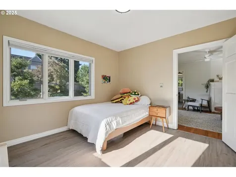 7533 NE Mason Street Portland OR 97218