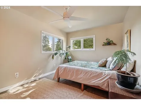 7533 NE Mason Street Portland OR 97218
