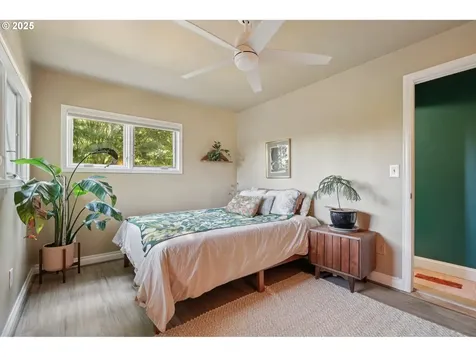 7533 NE Mason Street Portland OR 97218
