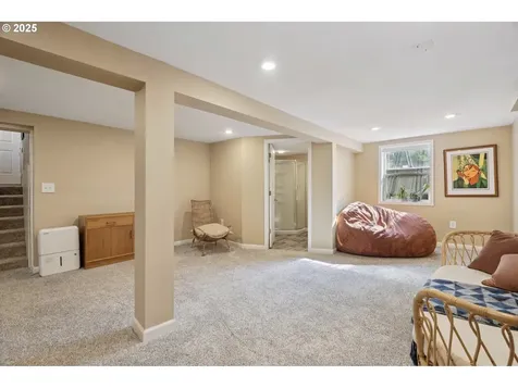 7533 NE Mason Street Portland OR 97218