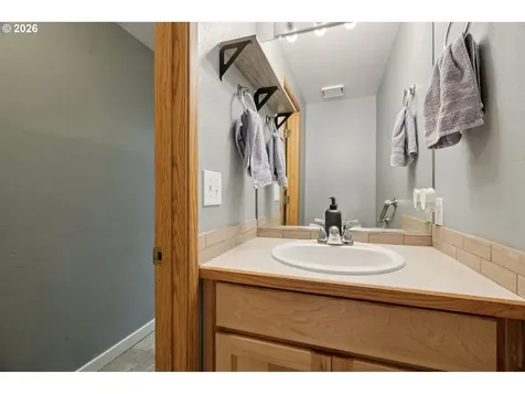 1900 NE 84th Way Vancouver WA 98665