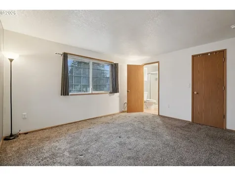 1900 NE 84th Way Vancouver WA 98665