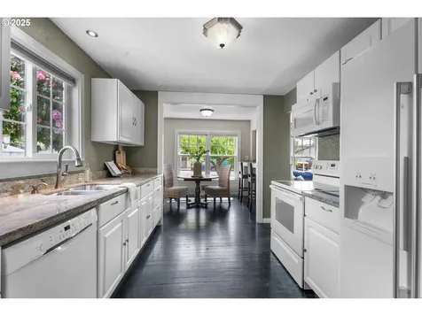 2019 C Street Washougal WA 98671