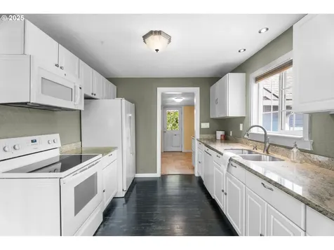 2019 C Street Washougal WA 98671