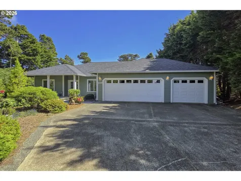 109 Ocean View Court Florence OR 97439