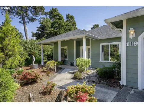 109 Ocean View Court Florence OR 97439