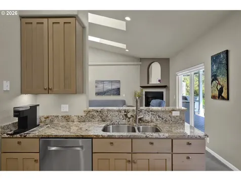 109 Ocean View Court Florence OR 97439