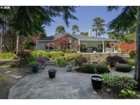 109 Ocean View Court Florence OR 97439