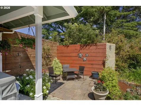 109 Ocean View Court Florence OR 97439