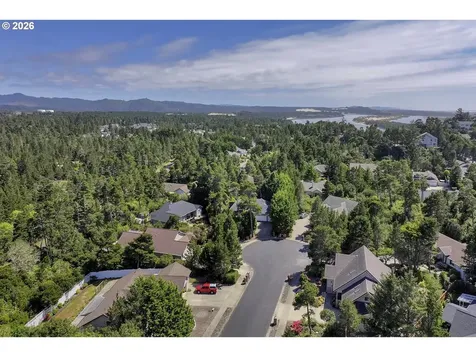109 Ocean View Court Florence OR 97439