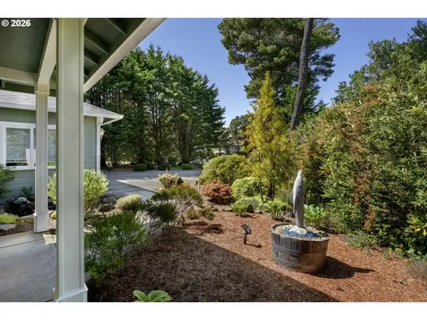 109 Ocean View Court Florence OR 97439